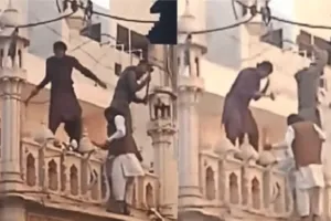 पाकिस्तान में अहमदी पूजास्थल में  हिंसक भीड़ ने फिर मचाई तबाही 