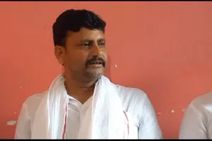 सिद्धार्थनगर CMO बीके अग्रवाल के भ्रष्टाचार में लिप्त होने के साक्ष्य के बाद अगर  कार्रवाई नहीं हुई तो सपा के लोग करेंगे आंदोलन-चिन्कू यादव 