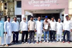 स्थानीय निवासियों ने पचपेड़वा थाना प्रभारी पर गाली गलौज करने का लगाया आरोप