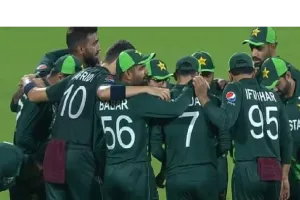 बाबर आजम की कप्तानी पर खतरा, पाकिस्तान की टीम में हो सकता है फेरबदल