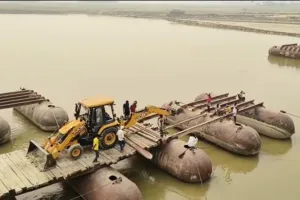 PWD विभाग ने रामगंगा नदी पर कोलाघाट पैंटून पुल का निर्माण कार्य किया शुरू,क्षेत्र वासियों को जल्द मिलेगी राहत