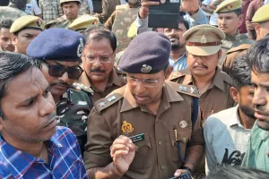 आरोपियों के हाजिर न होने के चलते चला बाबा जी का बुलडोजर