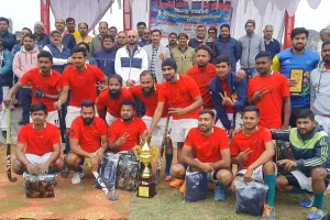 स्टार इलेवन बलरामपुर ने स्पोर्ट्स कॉलेज लखनऊ को 3-1 से पराजित कर कप पर जमाया कब्जा