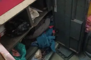 नकाबपोश बदमाशों ने गृह स्वामी को बंधक बनाकर मचाया तांडव, दो घरों से नगदी समेत जेवरात लेकर हुए फरार