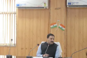 जल जीवन मिशन के अंतर्गत हरौलीपुर एवं पत्यौरा डांडा ग्राम समूह पेयजल योजना की डीएम ने की समीक्षा