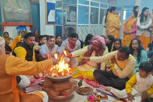कुशीनगर :  बसंत पंचमी पर मां सरस्वती की धूमधाम से मनाई गई पर्व, विद्यालयों में हुआ सांस्कृतिक कार्यक्रम 