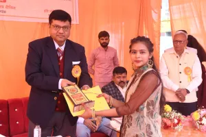 नवजीवन इंटर कालेज का धूमधाम से मनाया गया स्थापना दिवस 