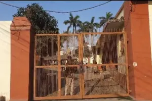 गोरखपुर में स्थित तिवारी हाता' छावनी में तब्दील,   बाहुबली विनय तिवारी के ठिकानों पर ED की छापा, बैंक लोन घोटाला में एक्शन,