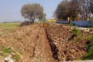 खबरों ने दिखाया दम,  नहरों में लाइनिंग प्रारंभ