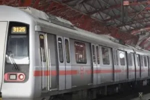 रिठाला-बवाना-नरेला-कुंडली मैट्रो काॅरिडोर वेटिंग में