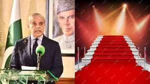 पाकिस्तान के प्रधानमंत्री ने ‘Red Carpet’ को  सरकारी कार्यक्रमों में किया बैन 