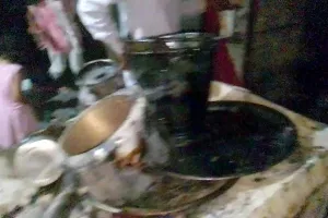 फ्रिज का कम्प्रेशर फटने से मकान आग लगने से हड़कम्प