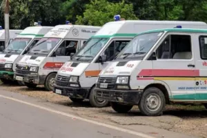 म्बुलेंस में नौकरी करनी है तो फर्जी केस देना ही पड़ेगा 