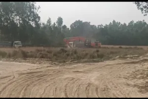 सेटिंग गेटिंग से दिन रात होता अवैध खनन 