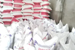 सरकारी राशन पर खाद्यान्न माफियाओं की नजर ,अवैध तरीके से गैर जनपदों मे कर रहे सप्लाई 