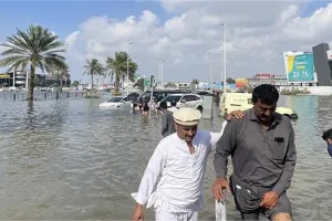 दुबई के साथ सऊदी अरब भी अब बाढ़ की चपेट में 