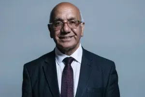 ब्रिटेन में भारतीय मूल के सांसद नहीं लड़ेंगे चुनाव, राजनीती से ख़तम नाता 