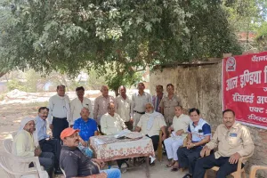 पूर्वोत्तर रेलवे पेशनर्श एसोसिएशनने  सभी पेंशनर्स  को मतदान अवश्यकरने को कहा