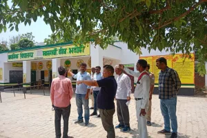 मा0 सामान्य प्रेक्षक ने ज्ञानपुर विधानसभा क्षेत्र के क्रिटिकल बूथ प्राथमिक विद्यालय छेछुआ सहित विभिन्न बूथों का निरीक्षण कर तैयारियों का किया परीक्षण
