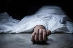  ईवीएम जमा कर लौट रहे कर्मचारी की हार्ट अटैक से मौत, मचा हड़कंप!