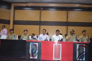 पुलिस आयुक्त एवं जिलाधिकारी की अध्यक्षता में बकरीद एवं गंगा दशहरा  सम्पन्न कराने के लिए बैठक सम्पन्न।