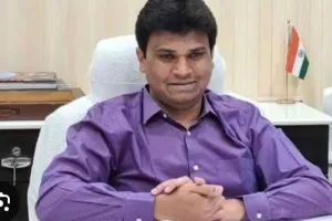 डीएम के साप्ताहिक दुकान बन्दी रोस्टर को ठेंगा दिखा रहे कप्तानगंज के व्यापारी