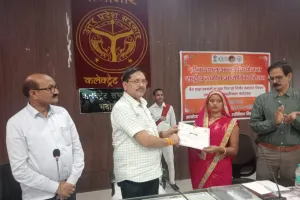 दीनदयाल अंत्योदय योजना के अन्तर्गत राष्ट्रीय ग्रामीण आजीविका मिशन का एक दिवसीय कार्यशाला का हुआ शुभारम्भ-मुख्य विकास अधिकारी डॉ0 शिवाकांत द्विवेदी