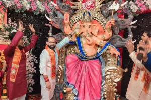 पडरौना : भगवान श्री गणेश का नाम लेकर शुरुआत होती हैं शुभ कार्य – मनीष जायसवाल 