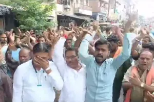 कानपुर  में भारत और बांग्लादेश मैच को लेकर जोरदार विरोध प्रदर्शन