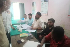 पीएम ग्रामीण आवास की पात्रता चयन को लेकर ग्राम पंचायत एकमा में बैठक आयोजित