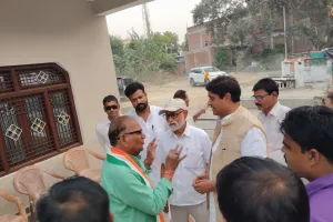 कांग्रेस संसद उज्ज्वल रमन सिंह ने पीड़ित अधिवक्ता को दिया न्याय दिलाने का आश्वासन।