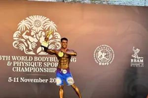 मालदीव में स्वर्ण पदक जीतकर भारत की शान बड़ाया असम के पवित्र नाथ ने।