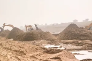 अवैध खनन का खेल: बालू माफियाओं का तांडव,प्रशासन की चुप्पी पर उठ रहे सवाल