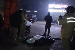 महराजगंज : मृतक की मां ने कोतवाली में तहरीर देकर अज्ञात वाहन के विरुद्ध दर्ज कराया मुकदमा , जांच में जुटी कोतवाली पुलिस