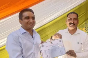 ‌कार्य ही पूजा है' का भाव मानने वाले राकेश सिंह ने परिवार व समाज के लिए ली स्वैच्छिक सेवानिवृत्ति