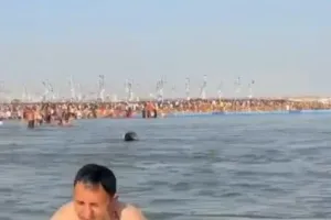 केंद्रीय राज्य मंत्री जितिन प्रसाद ने किया संगम स्नान, महाकुंभ को बताया दिव्य और अविस्मरणीय।