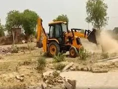 योगी जी:अभियुक्तों के घर बुलडोजर कब चलेगा?-विश्वनाथ पाल