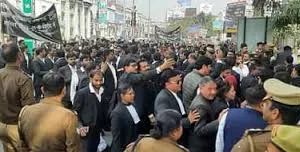 अधिवक्ता संशोधन बिल के विरोध में  प्रदर्शन