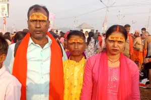 खाटू श्याम निशान यात्रा में जमकर झूमें श्रद्धालु,  जगह- जगह पुष्प व गुलाल की वर्षा से परिक्षेत्र श्याम प्रभु की भक्ति के रंग में रंगा रहा।