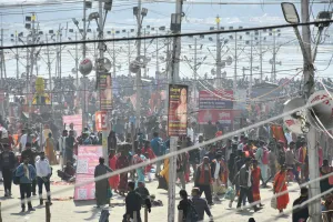 महा कुंभ में उमड़ पड़ी भीड़ पुलिस दिखी सजग-सतर्क।।