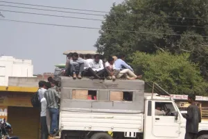 डग्गामार वाहनों का शिकार होता आम जनमानस