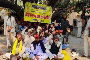  चीनी मिल चलाने को लेकर 100 वें दिन जारी रहा किसानों का धरना 