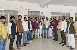 संजय निषाद धर्मात्मा निषाद की मौत के जिम्मेदार, बर्खास्त करे सरकार