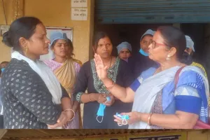 राज्य महिला आयोग के सदस्य ने दो दिवसीय भ्रमण कर  सरकार द्वारा संचालित योजनाओं का जाना हाल, संबंधितों को दिये निर्देश।