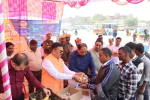 नगर पंचायत में मनमानी कार्य करने को लेकर भड़के सभासद