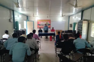 प्रशिक्षण के उपरांत स्वरोजगार विकसित करें - संयुक्त कृषि निदेशक, प्रयागराज।