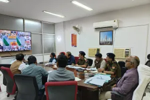 मुख्यमंत्री द्वारा सड़क सुरक्षा के प्रति अतिरिक्त प्रयास करने पर जोर 