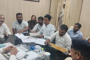  गलत प्रश्न पत्र बांटे जाने के सम्बन्ध में जांचोपरान्त में देवशरण स्मारक इन्टर कॉलेज देवरा दोषी हुआ साबित