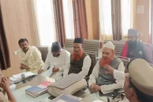 अपर पुलिस अधीक्षक (मुख्यालय) व क्षेत्राधिकारी नगर के नेतृत्व मे थाना रॉबर्ट्सगंज पर  पीस कमेटी की बैठक संपन्न