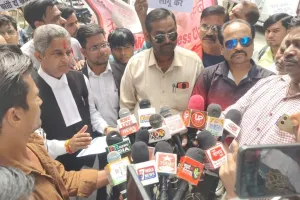 सीतापुर पत्रकार हत्याकांड को लेकर सड़कों पर उतरा नेशनल मीडिया प्रेस क्लब